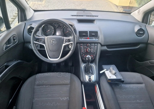 Opel Meriva cena 32600 przebieg: 149600, rok produkcji 2014 z Darłowo małe 79
